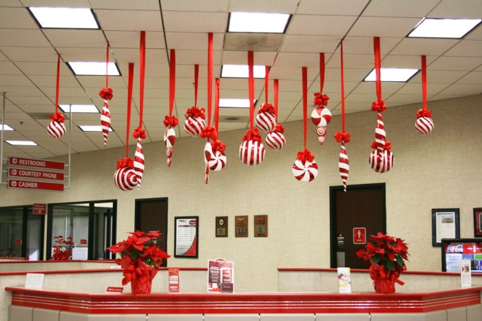 Christmas decoration for the office